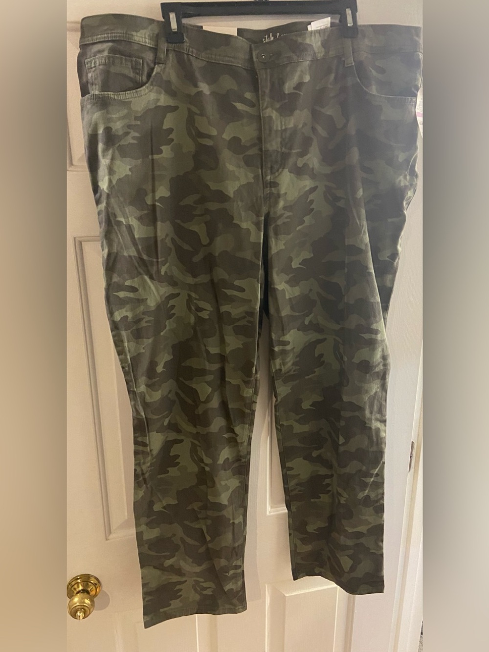Style & Co 22W Camo Pants Slim Leg High Rise Tummy Control Cargo $59 retail